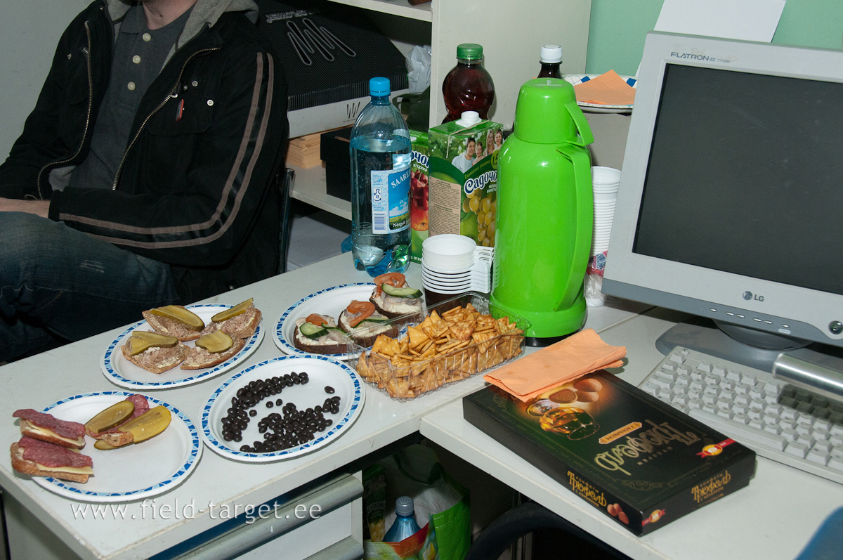 Püsti laskmisel on tuge vaja. Ja seda oli lambapabulatest heeringani